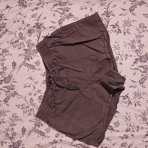 Linen/cotton green shorts